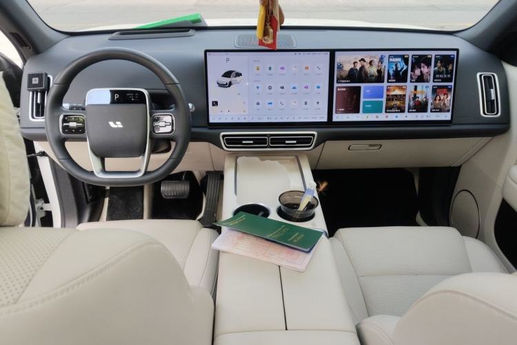 Used Li Auto L6 2024 Pro Model Center Console