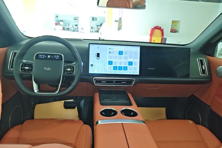 Used Li Auto L6 2024 Pro Model Center Console