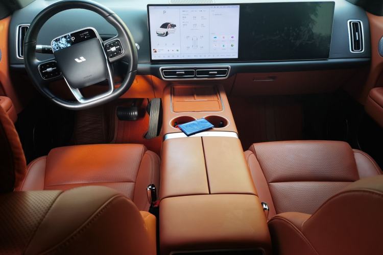 Used Li Auto L6 2024 Pro Model Center Console