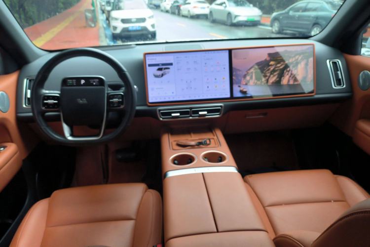 Used Li Auto L6 2024 Pro Model Center Console