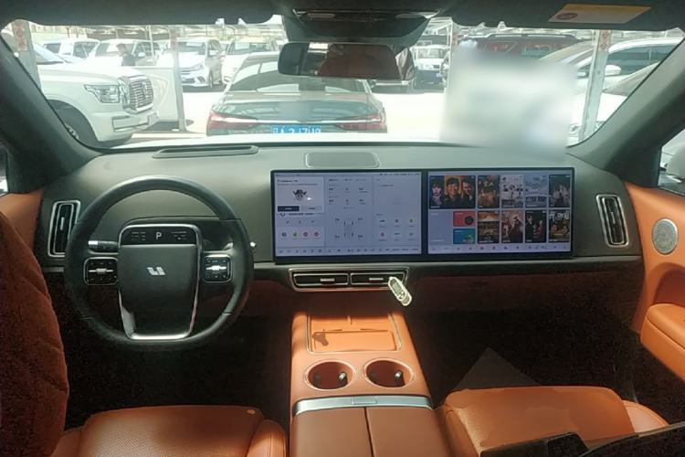 Used Li Auto L6 2024 Pro Model Center Console