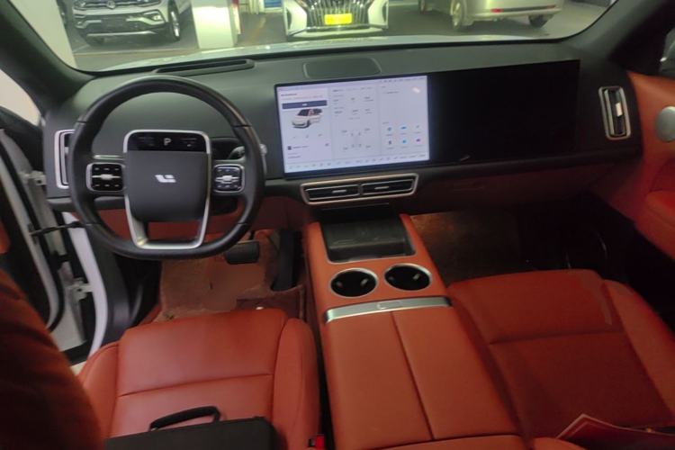 Used Li Auto L6 2024 Pro Model Center Console