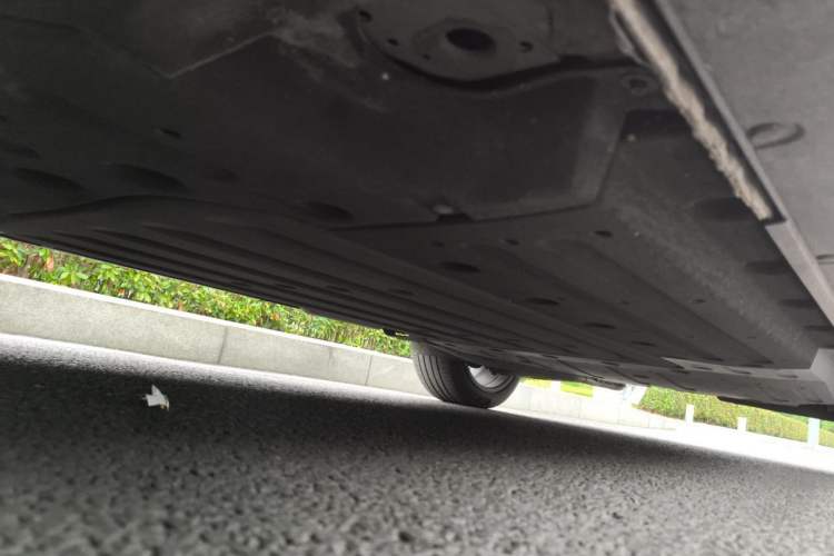 Used Li Auto L6 2024 Pro Model Chassis Front Left