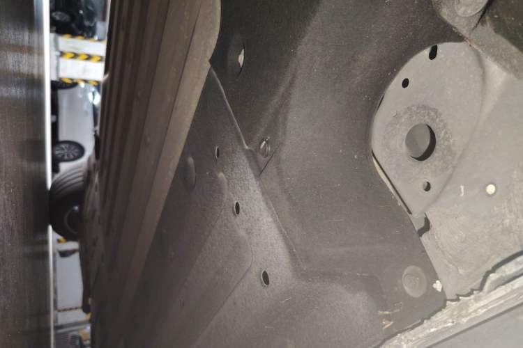 Used Li Auto L6 2024 Pro Model Chassis Front Left