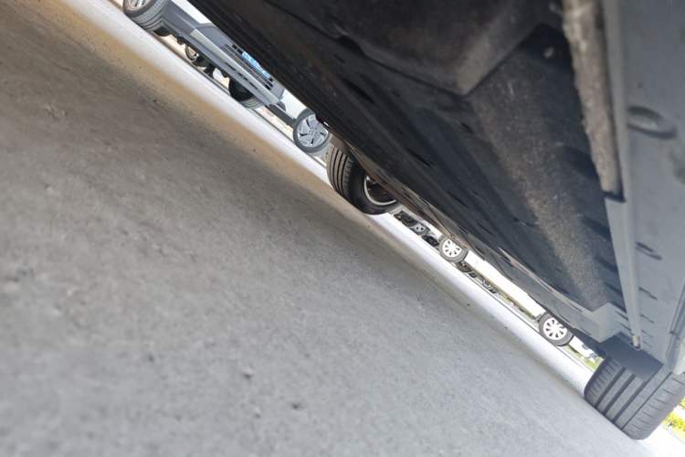 Used Li Auto L6 2024 Max Chassis Front Left