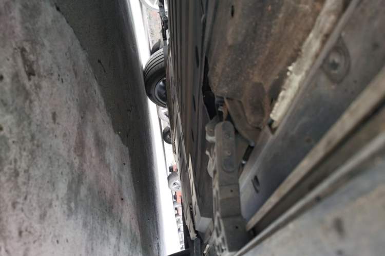 Used Li Auto L6 2024 Pro Model Chassis Front Left