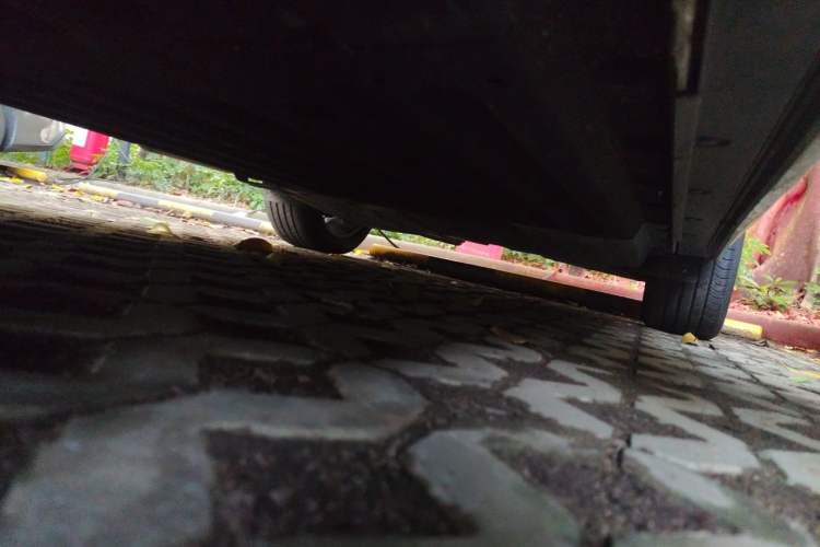 Used Li Auto L6 2024 Pro Model Chassis Front Left
