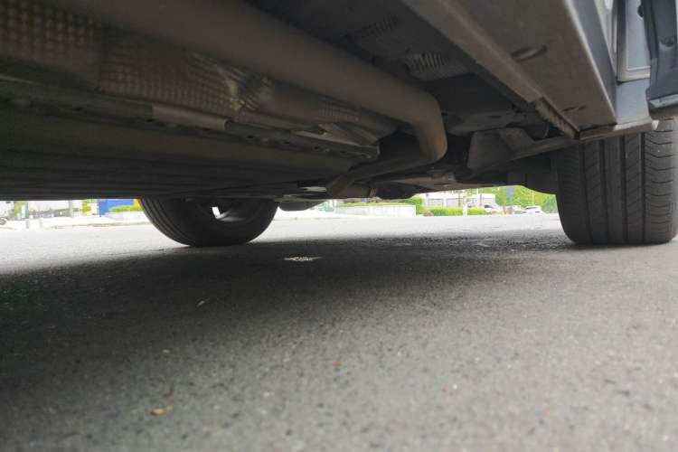 Used Li Auto L6 2024 Pro Model Chassis Front Right