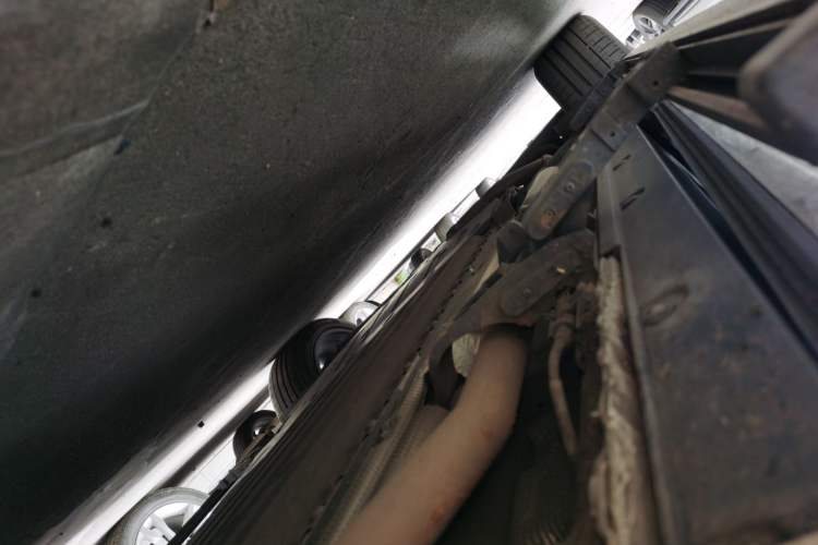Used Li Auto L6 2024 Pro Model Chassis Front Right
