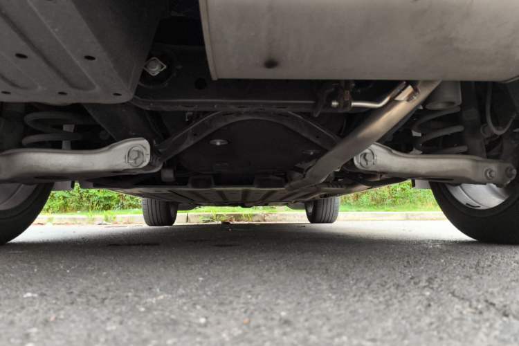 Used Li Auto L6 2024 Pro Model Chassis Rear