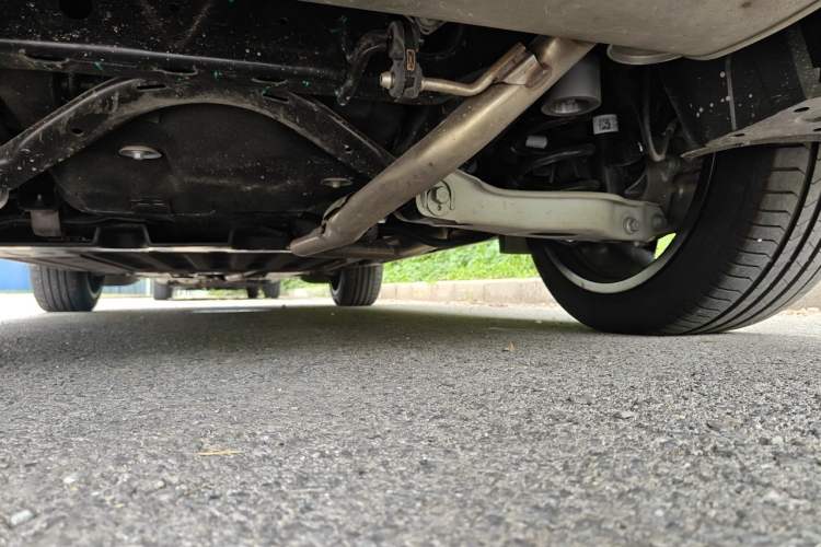 Used Li Auto L6 2024 Max Chassis Rear