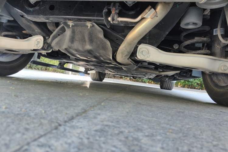 Used Li Auto L6 2024 Pro Model Chassis Rear