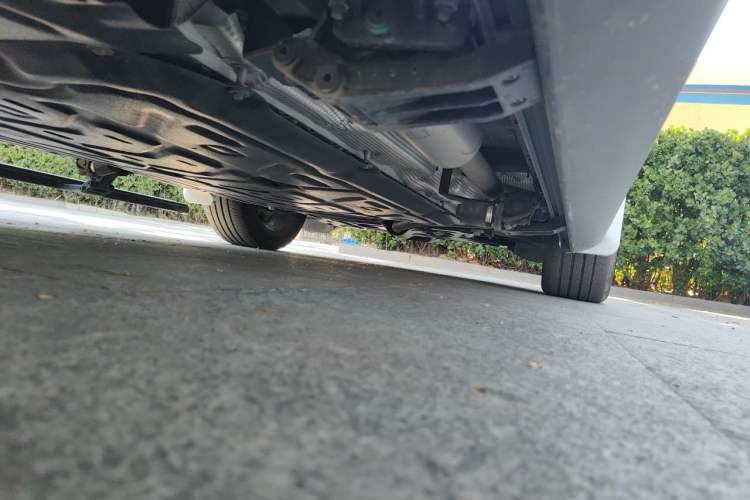 Used Li Auto L6 2024 Pro Model Chassis Rear Right
