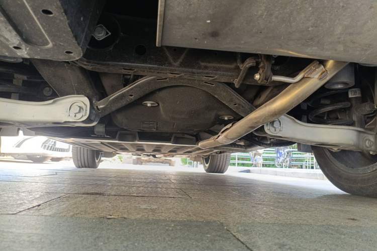 Used Li Auto L6 2024 Max Chassis Rear