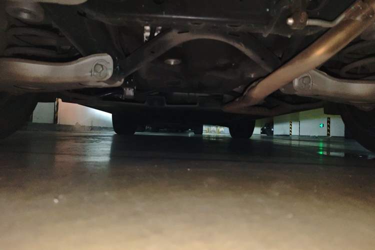 Used Li Auto L6 2024 Max Chassis Rear