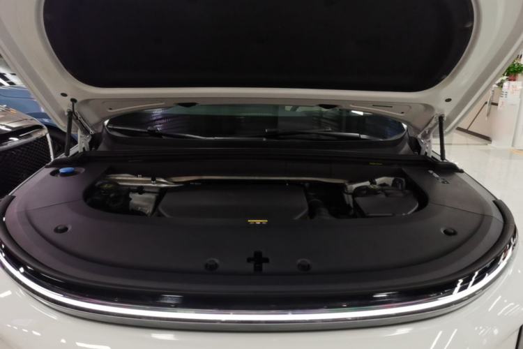 Used Li Auto L6 2024 Pro Model Engine Bay