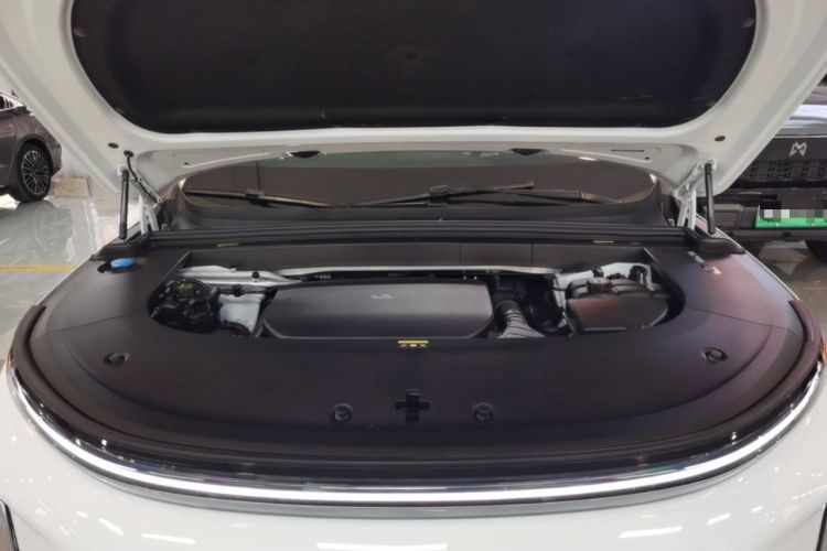 Used Li Auto L6 2024 Pro Model Engine Bay