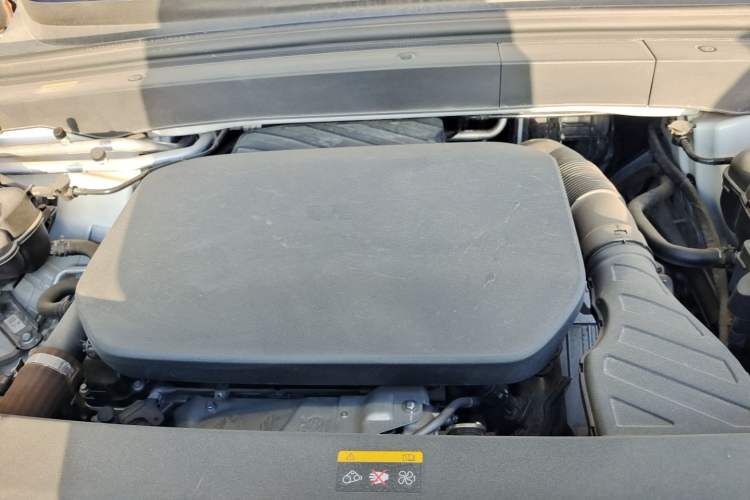Used Li Auto L6 2024 Pro Model Engine Bay