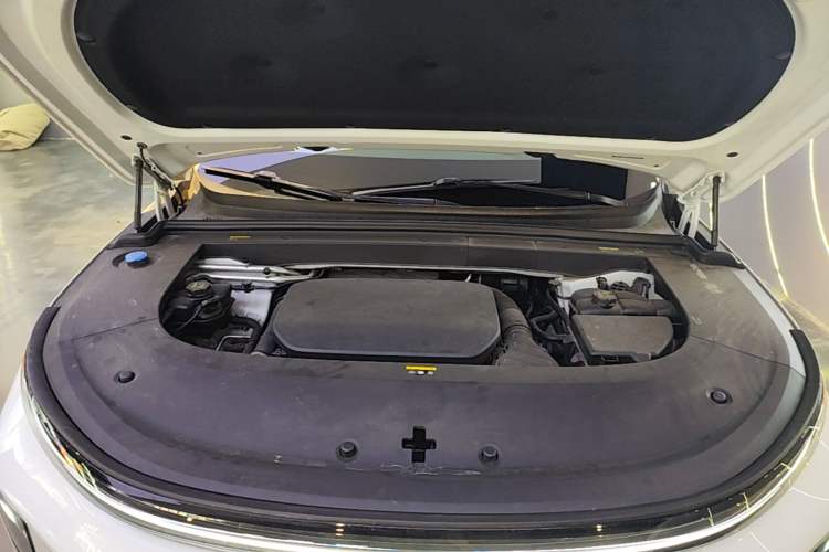 Used Li Auto L6 2024 Max Engine Bay