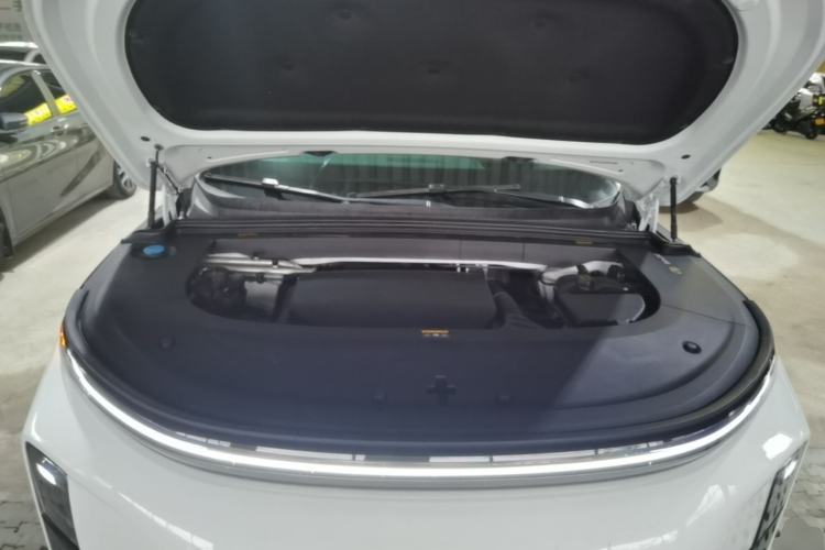 Used Li Auto L6 2024 Pro Model Engine Bay