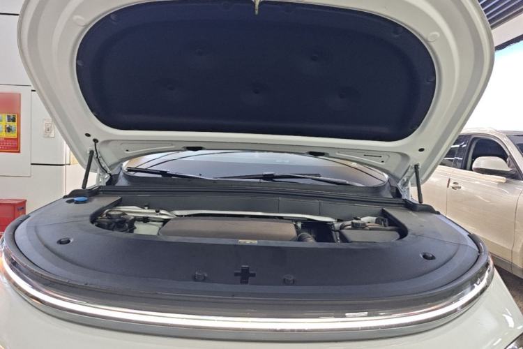 Used Li Auto L6 2024 Pro Model Engine Bay