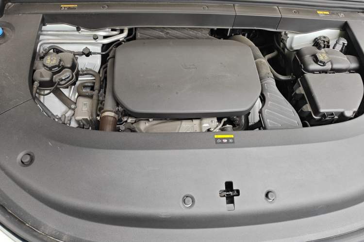 Used Li Auto L6 2024 Max Engine Bay