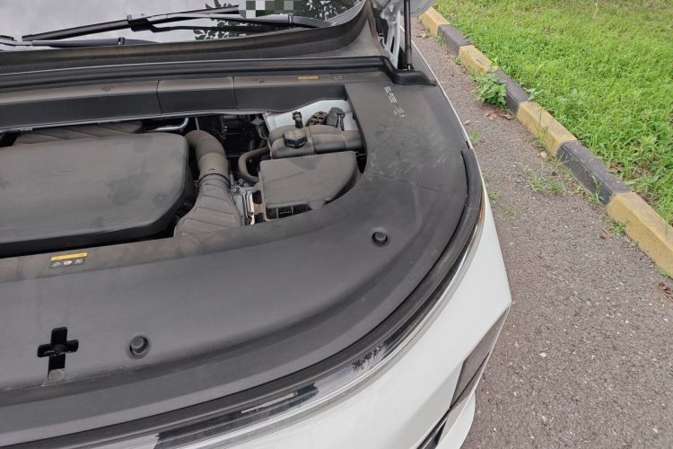 Used Li Auto L6 2024 Max Engine Bay Left