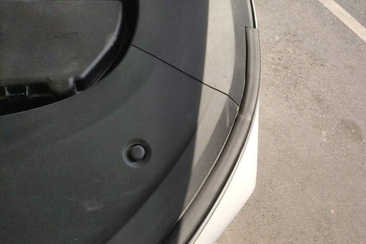 Used Li Auto L6 2024 Pro Model Engine Bay Left