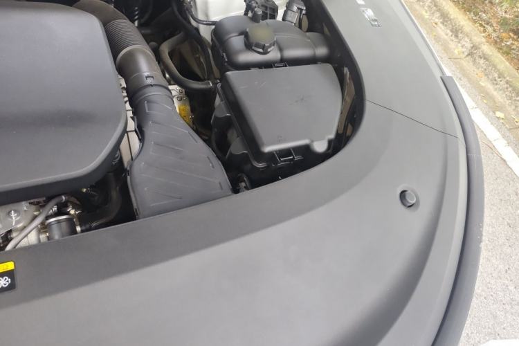 Used Li Auto L6 2024 Pro Model Engine Bay Left