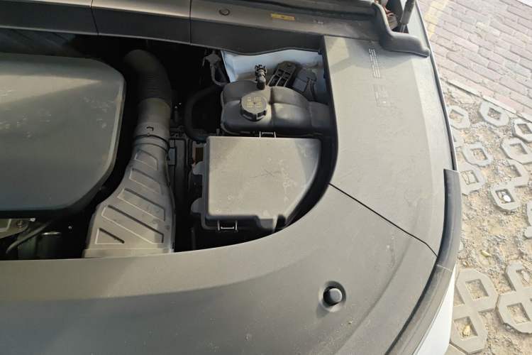 Used Li Auto L6 2024 Max Engine Bay Left