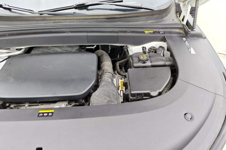 Used Li Auto L6 2024 Pro Model Engine Bay Left