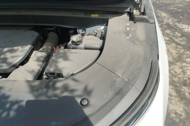 Used Li Auto L6 2024 Pro Model Engine Bay Left