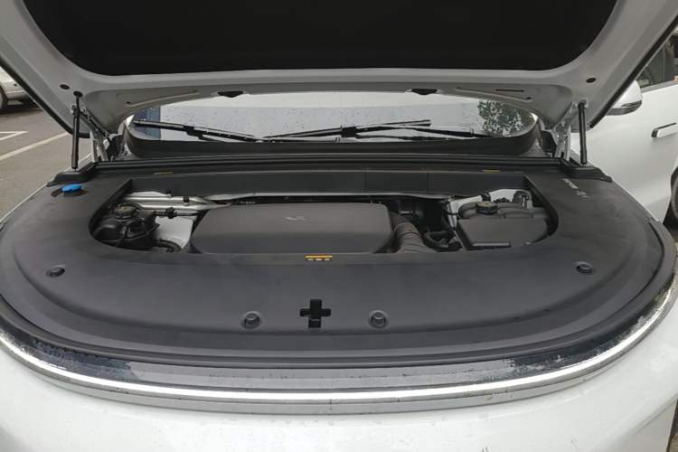 Used Li Auto L6 2024 Pro Model Engine Bay