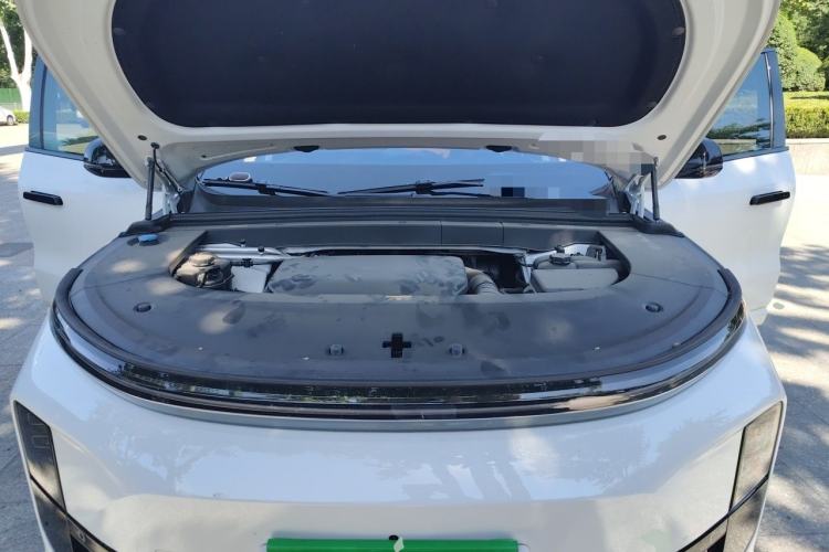 Used Li Auto L6 2024 Pro Model Engine Bay