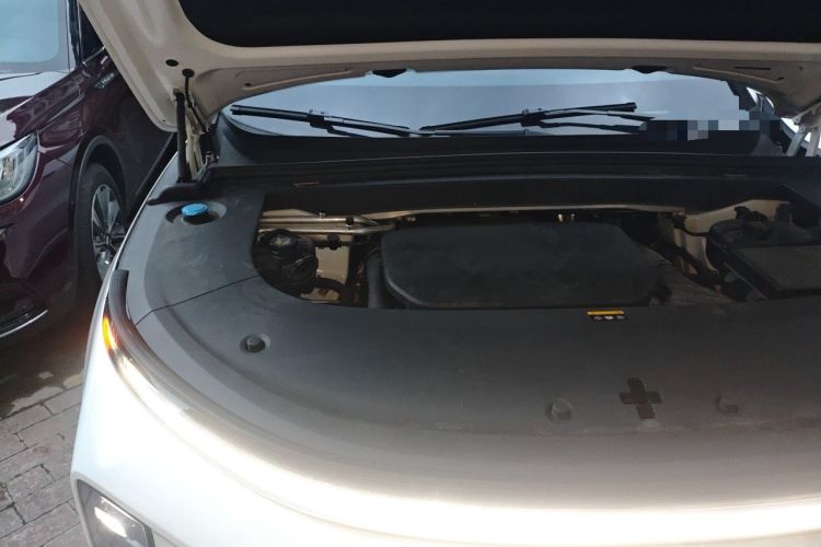 Used Li Auto L6 2024 Max Engine Bay Right