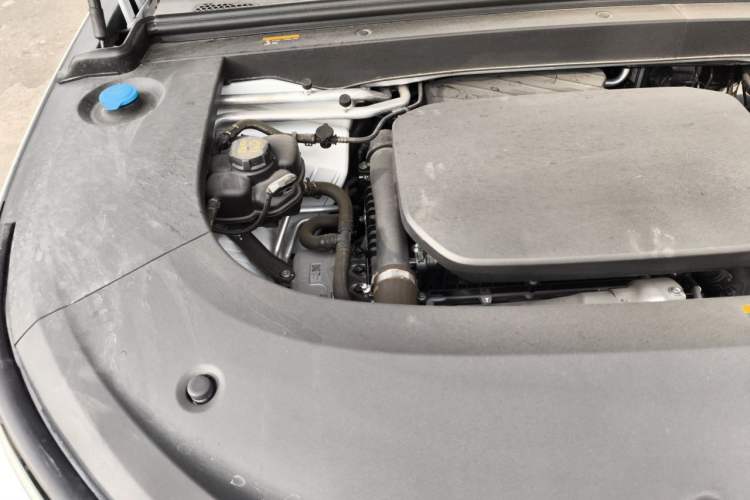 Used Li Auto L6 2024 Pro Model Engine Bay Right
