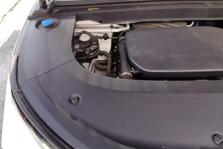 Used Li Auto L6 2024 Pro Model Engine Bay Right