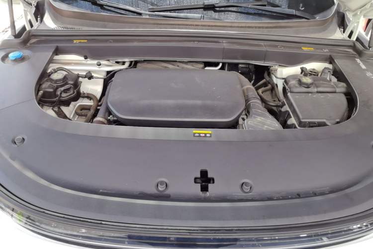 Used Li Auto L6 2024 Pro Model Engine Bay