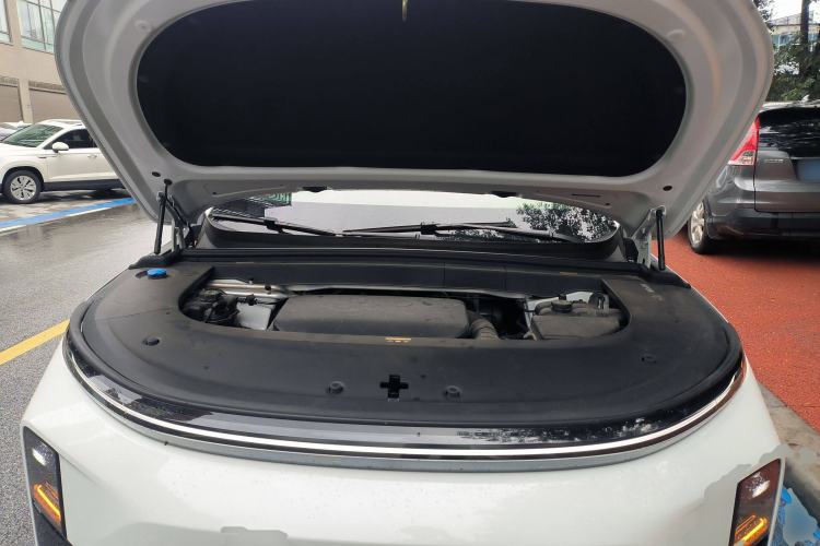 Used Li Auto L6 2024 Pro Model Engine Bay