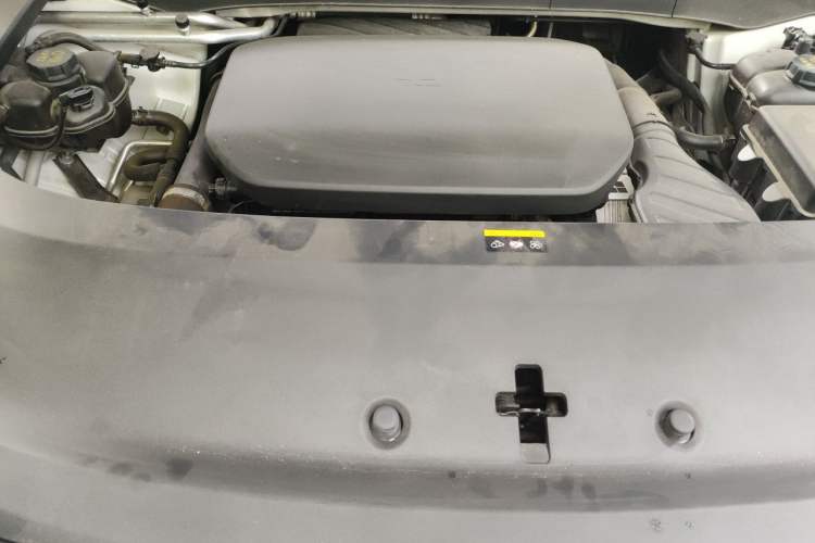 Used Li Auto L6 2024 Pro Model Engine Bay