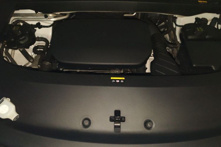 Used Li Auto L6 2024 Max Engine Bay