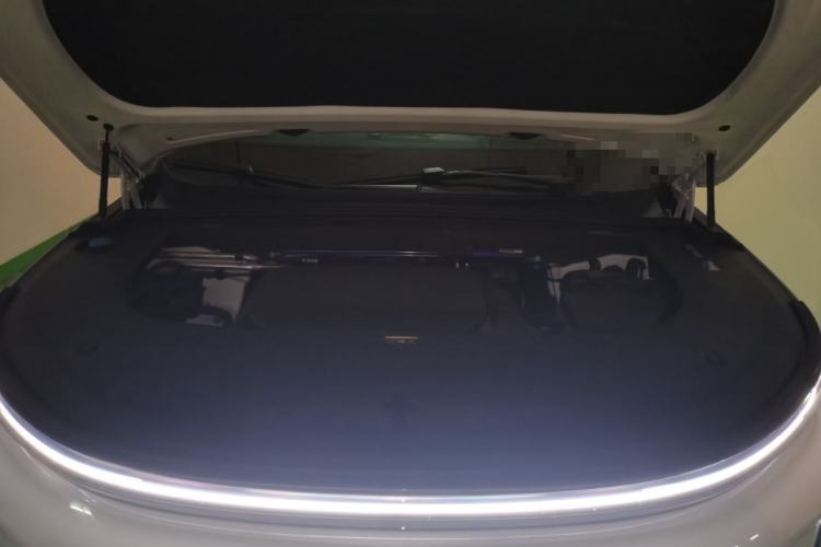 Used Li Auto L6 2024 Pro Model Engine Bay