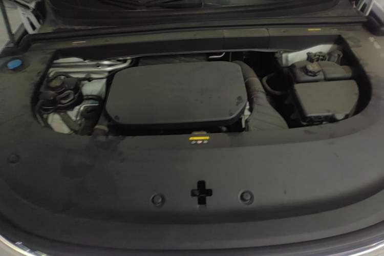 Used Li Auto L6 2024 Pro Model Engine Bay