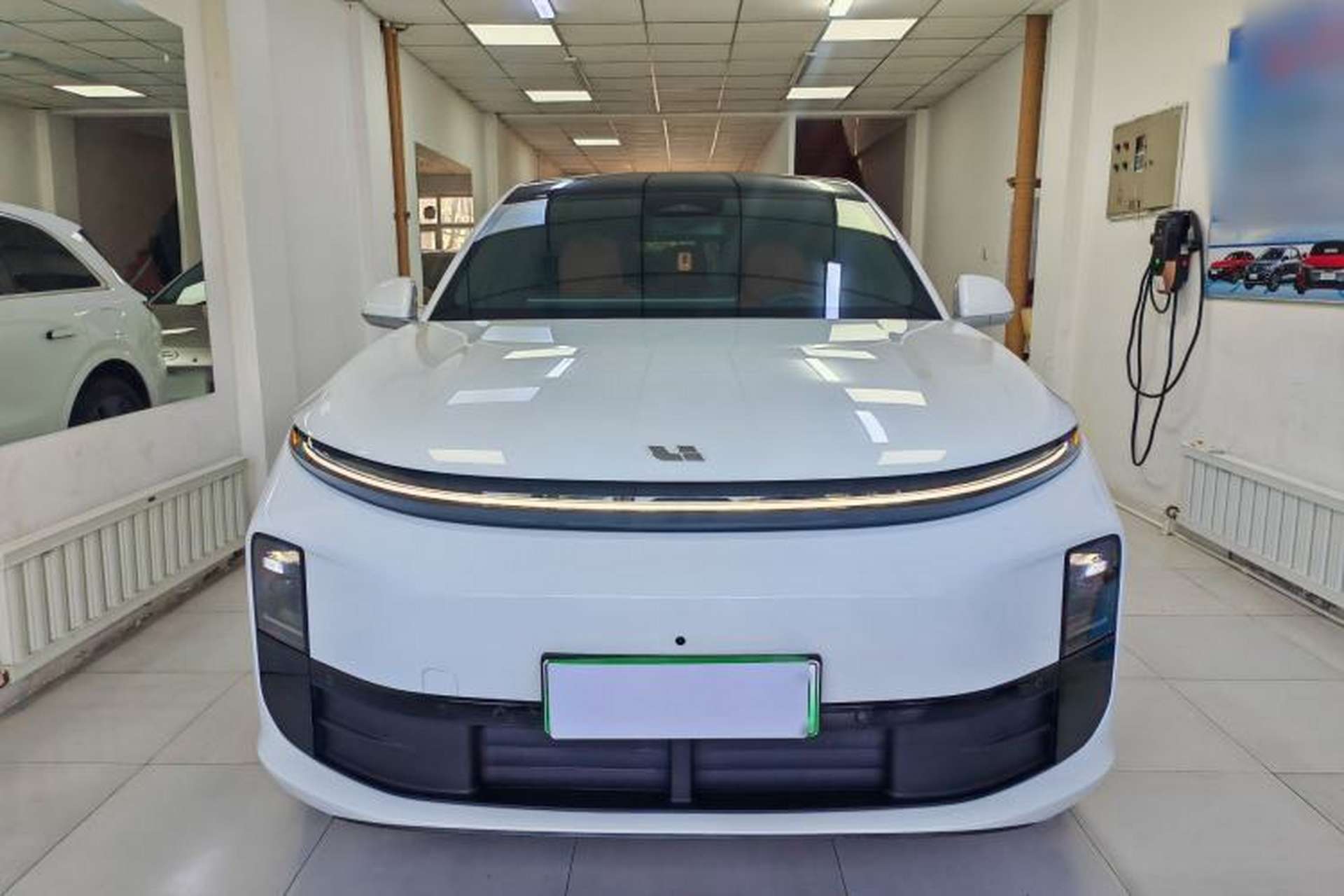 Used Li Auto L6 2024 Pro Model Exterior 1