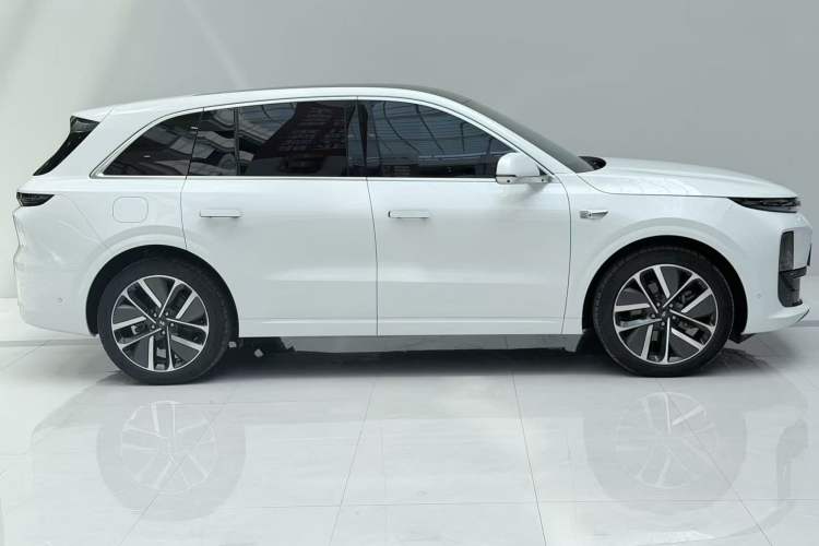 Used Li Auto L6 2024 Pro Model Exterior 3