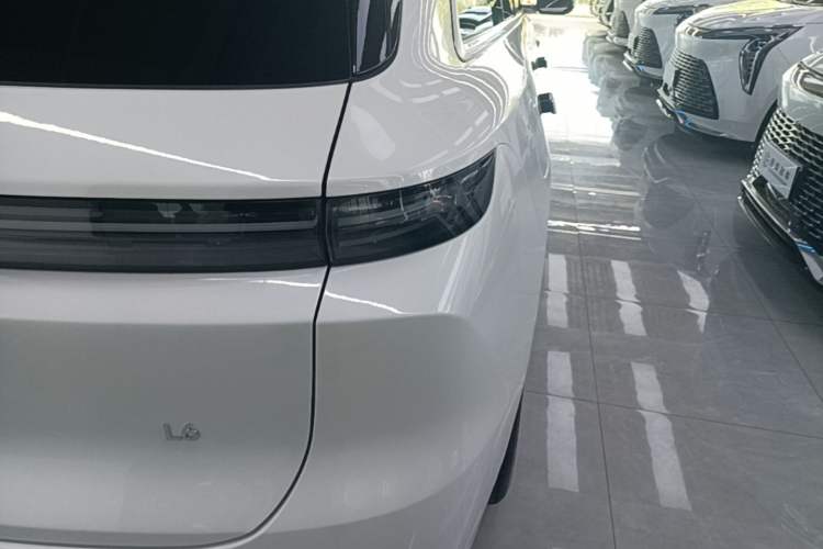 Used Li Auto L6 2024 Max Exterior 3