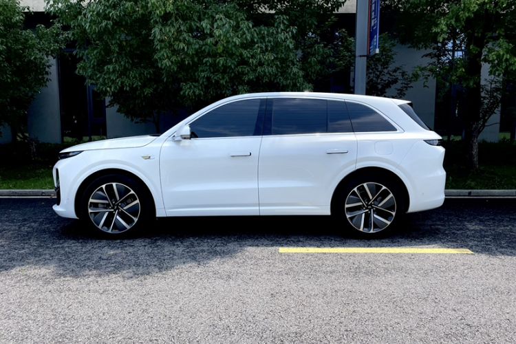 Used Li Auto L6 2024 Pro Model Exterior 3
