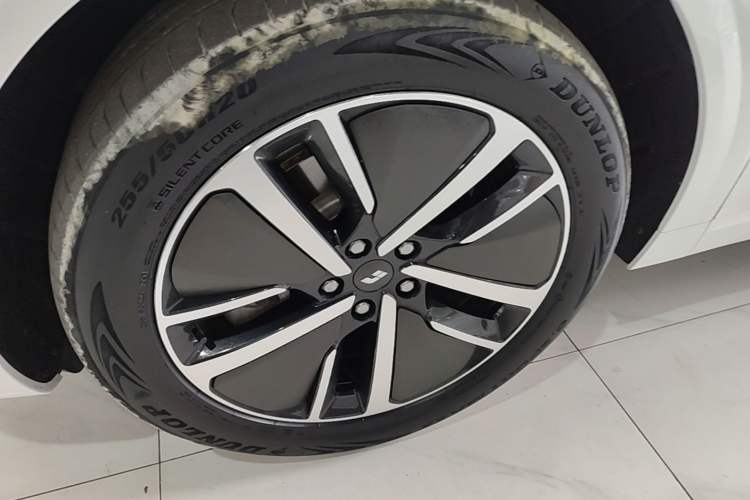 Used Li Auto L6 2024 Max Exterior 4