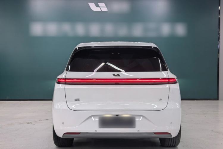 Used Li Auto L6 2024 Pro Model Exterior 4