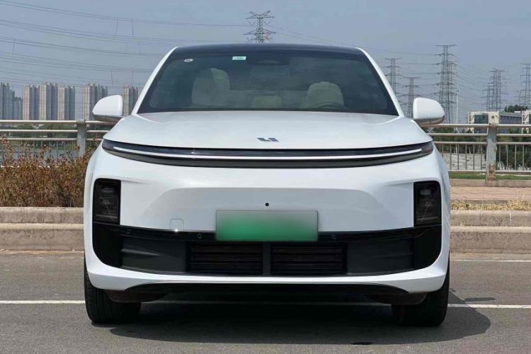 Used Li Auto L6 2024 Pro Model Exterior 4